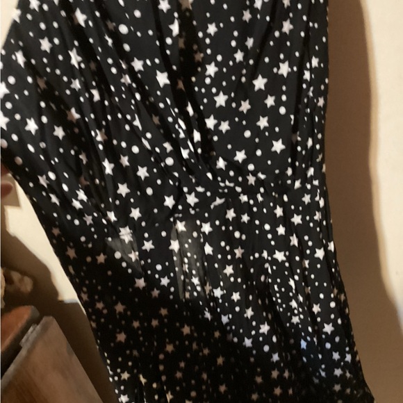 Women’s Rumor Star Pattern Tie Back Romper Size M - Picture 3 of 4